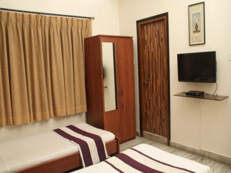 Guest house Simi International