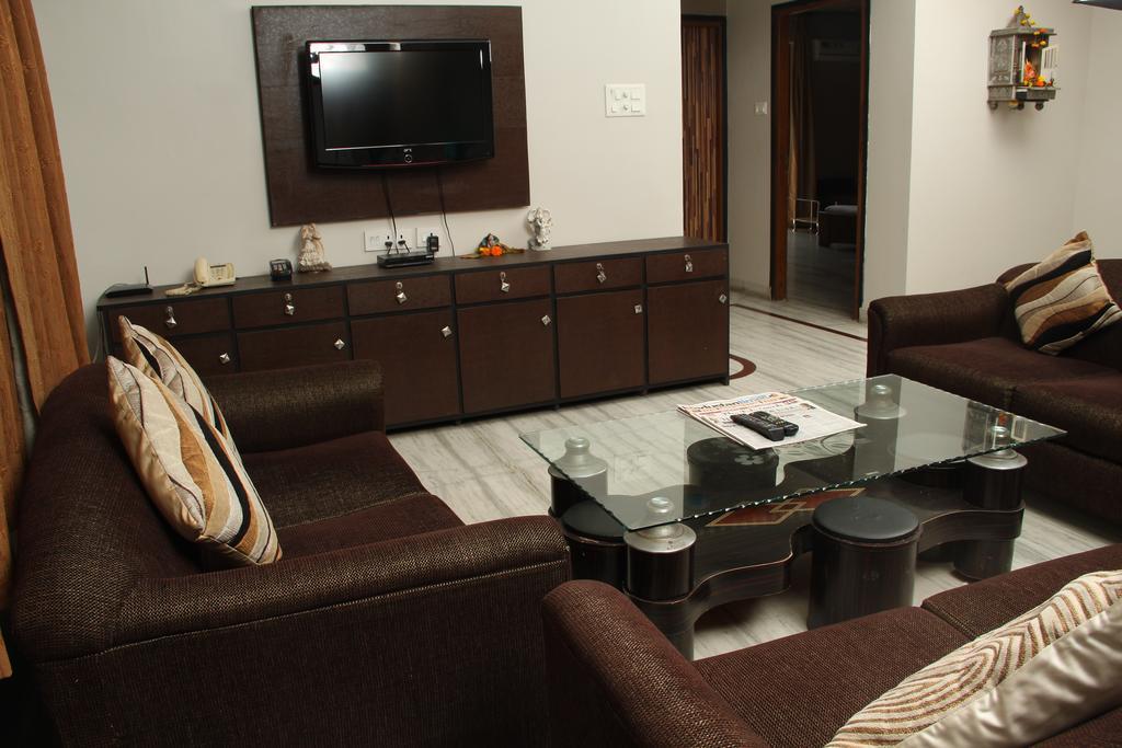 Guest house Simi International