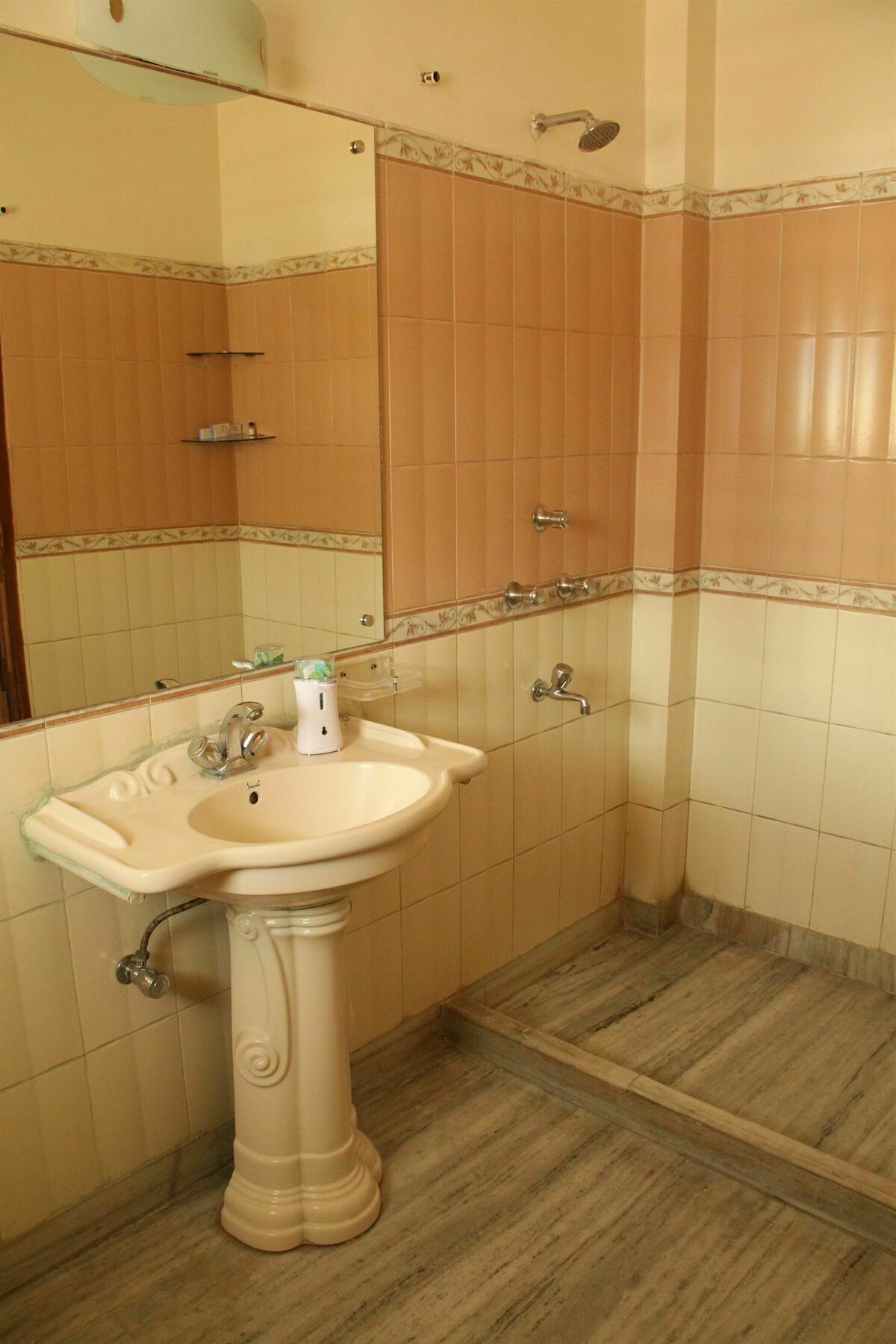 Guest house Simi International Kolkata